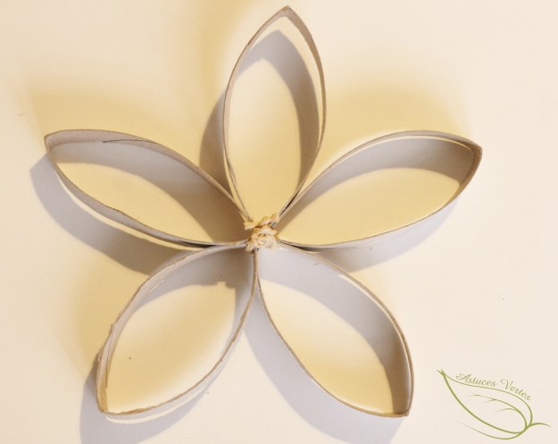 DIY Noël : fabriquer une couronne