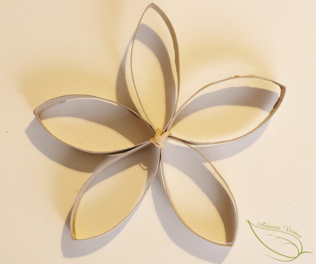 DIY Noël : fabriquer une couronne